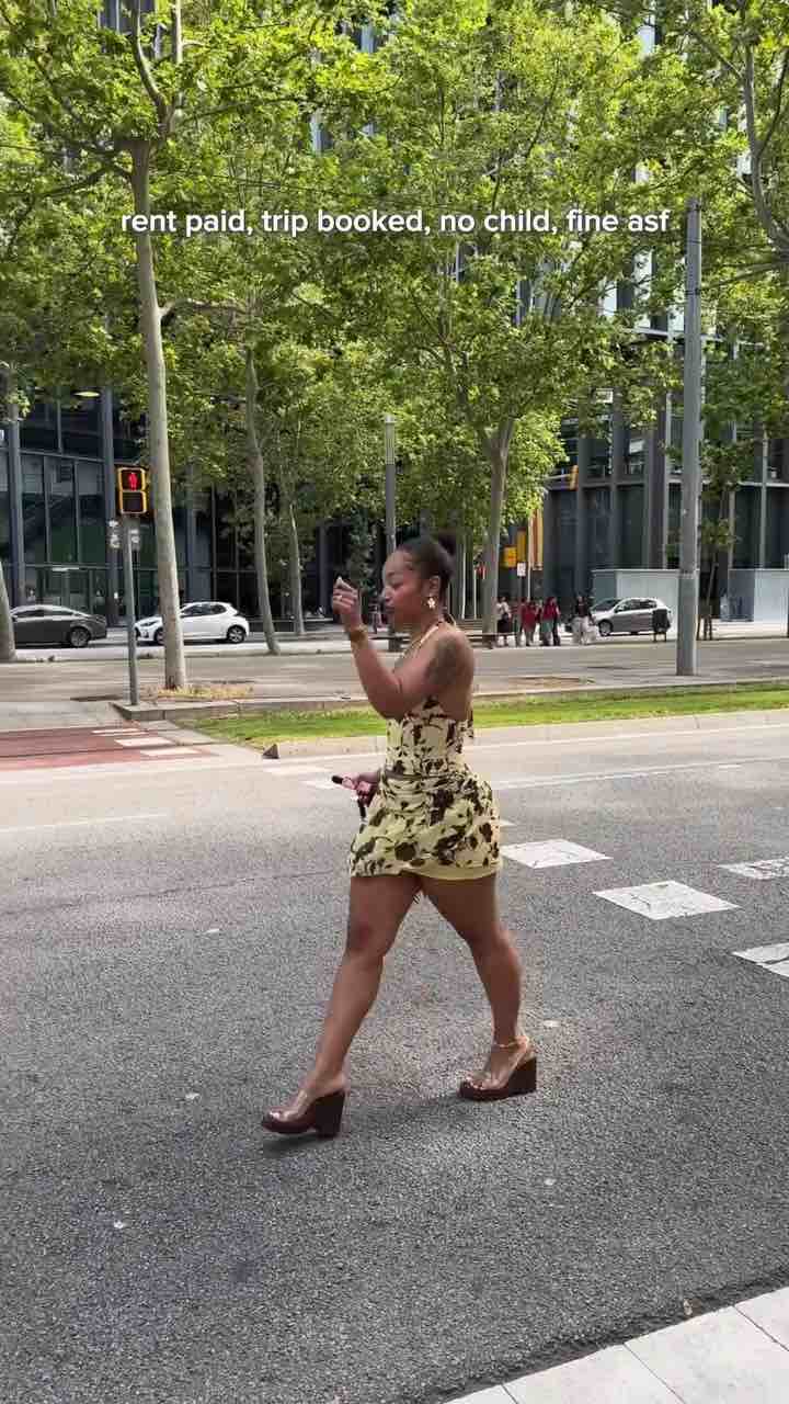 rent paid, trip booked, no kid, fine asf - yess girl @sileyls